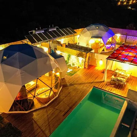Kalkan Dome & Deluxe-glamping In Kalkan Szálloda Kaş