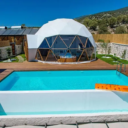 Kalkan Dome & Deluxe-glamping In Kalkan Szálloda Kaş