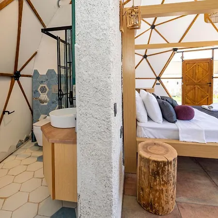 Kalkan Dome & Deluxe-glamping In Kalkan Szálloda Kaş