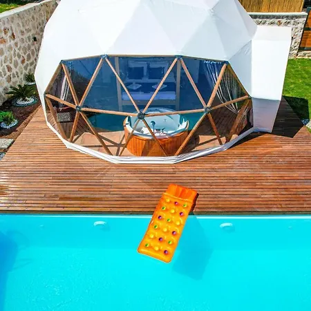 Kalkan Dome & Deluxe-glamping In Kalkan Szálloda *