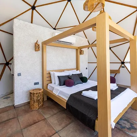 Kalkan Dome & Deluxe-glamping In Kalkan Szálloda Kaş