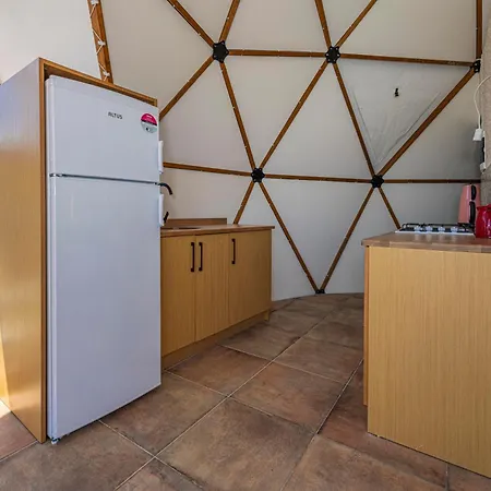 Kalkan Dome & Deluxe-glamping In Kalkan Szálloda Kaş