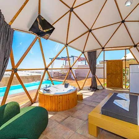 Kalkan Dome & Deluxe-glamping In Kalkan Szálloda *