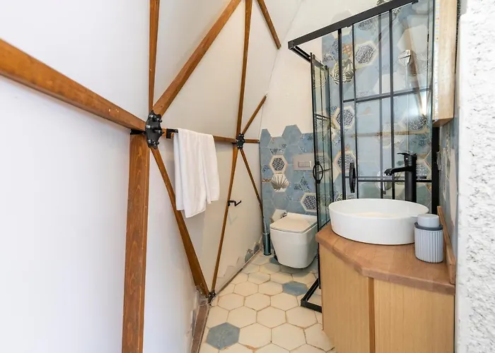Hotel Kalkan Dome & Deluxe-glamping In Kalkan *