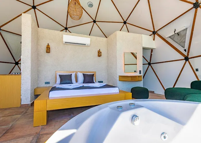 Hotel Kalkan Dome & Deluxe-glamping In Kalkan