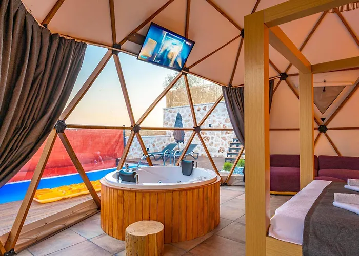 Hotel Kalkan Dome & Deluxe-glamping In Kalkan